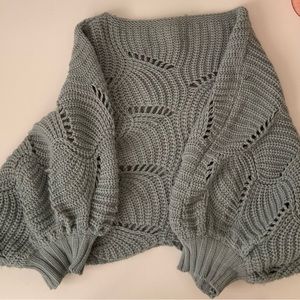 Elodie Green Crop Sweater!